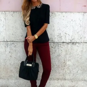 Бордовый и черный цвета в женском образе