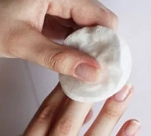 Средство для снятия лака для ногтей