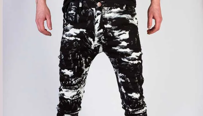 Джинсы черные