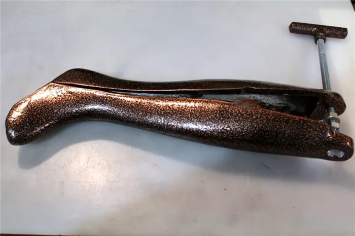 Растяжки на ботинках.