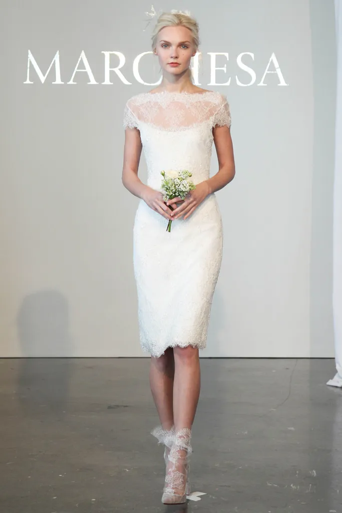 Красивый верх платья