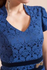 φόρεμα από μπλε ζακάρ