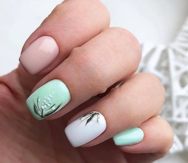 Самый красивый цветочный маникюр 2022-2023 года: топовые идеи нейл-арта с цветами