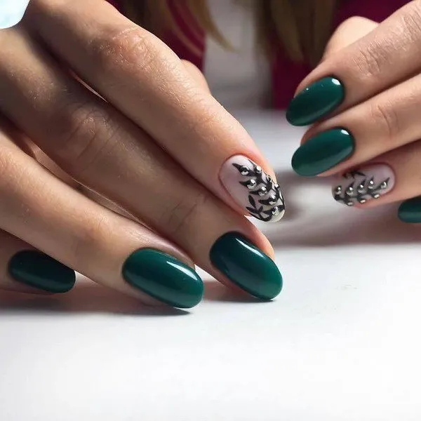 Самый красивый цветочный маникюр 2022-2023 года: топовые идеи нейл-арта с цветами